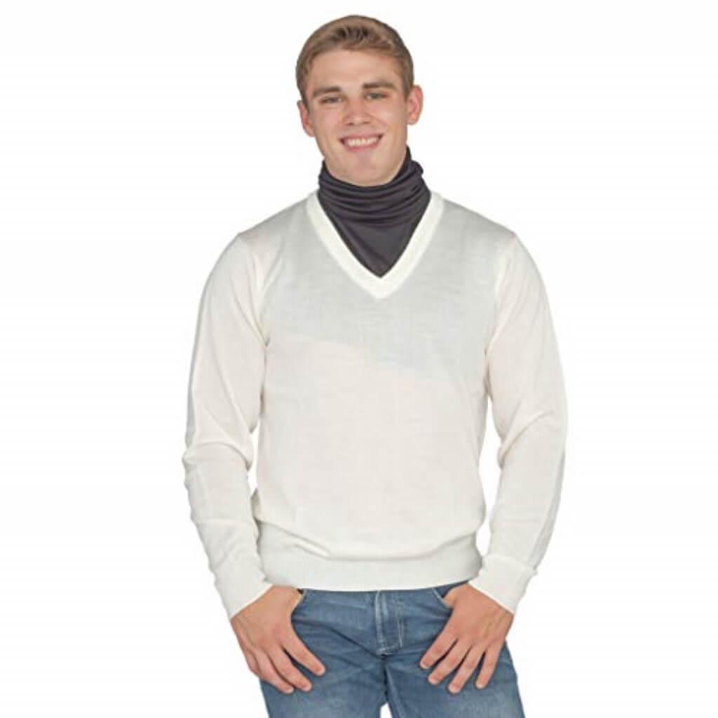 Crazy Cousin White V-Neck Sweater with Black Dickey-tvso